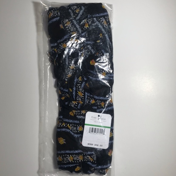 Free People Love to Printed Cami Black Size Large - Picture 5 of 5